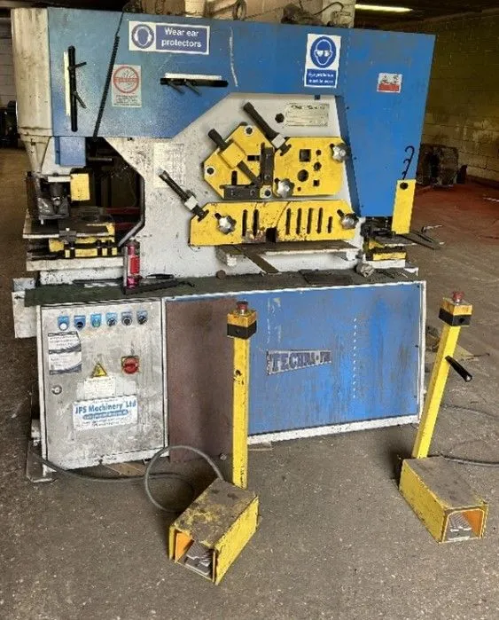 Pre-owned Techna-Fab Q35Y Steelworker